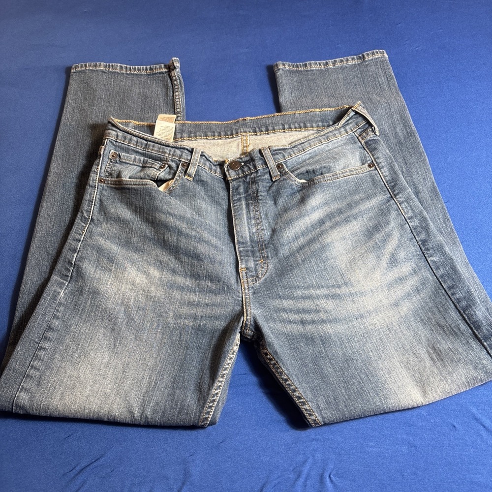 Levis 505 Jeans Regular Fit Straight Leg Mid Wash Men Sz 36x32